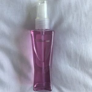 Secret wonderland bath and body works fragrance